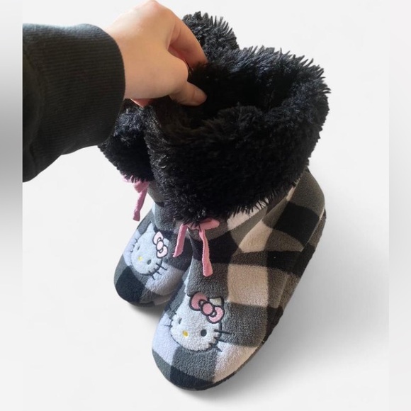 SOLD - Picture 2 of 5